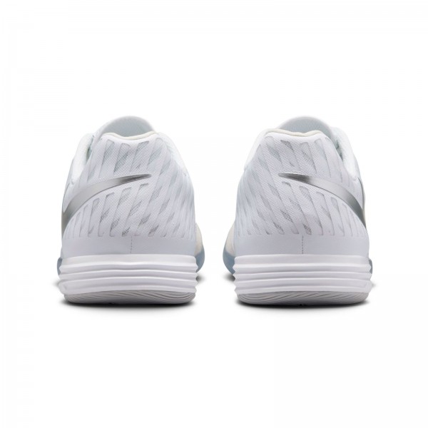 Игровая обувь для зала Nike Lunar Gato 